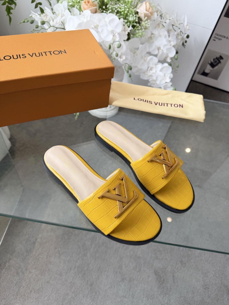 l0vis Vvtt0n slippers